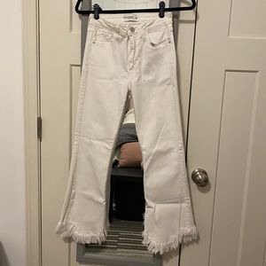 White Jeans (Fringe Bottom)